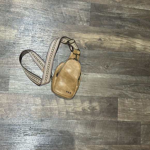 Guitar Strap Small Bag - Picture 1 of 1